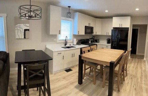 Maywood House | Fully Remodeled Large Home Ready for You & YourFamily to Enjoy