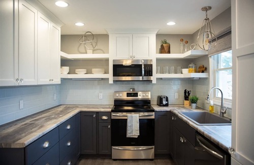 Janesville House | Fully Renovated 2BR 1BA Gorgeous Executive Home