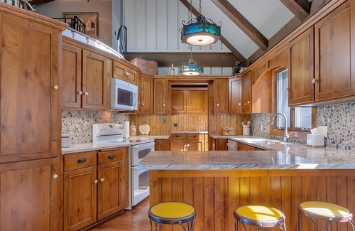 Cold Spring Cabin | Fully Renovated Cabin Great for Rest & Relaxation