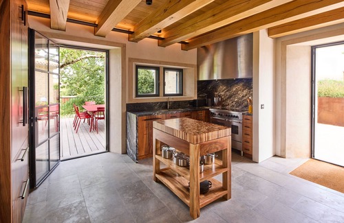 Montagudet House | Fully renovated modern design farmhouse