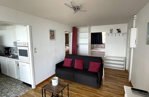 Malo-les-Bains Apartment | Fully renovated T3 with sea view