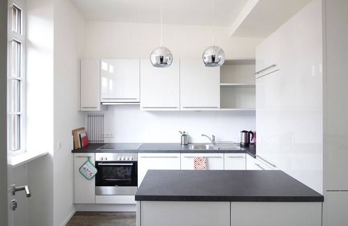 Insel Apartment | Fumi vacation apartment - maisonette in renovated old building with large roof terrace