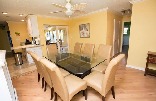 Tropic Palms House | Fun Magical Home On Canal-Relaxing Pool -Spa-Enjoy Fishing-Kayaks-WiFi-Near All