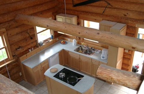 Harbourville Cottage | Fundy Bay Log Cabins - Berwick, Nova Scotia