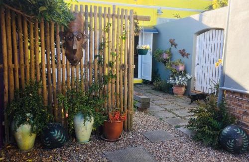 Westcliff House | Funky cottage