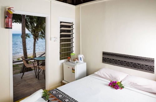 Malolo Island Hostel | Funky Fish Beach & Surf Resort - Hostel