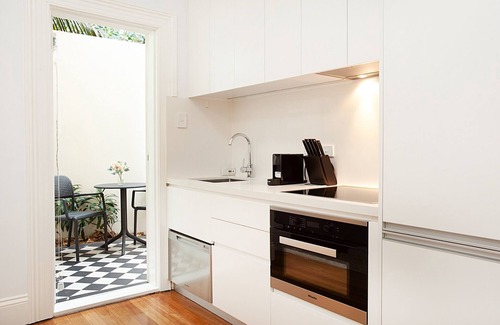 Lewisham Apartment | Funky Inner West Studio with Private Patio