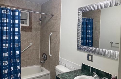 Coldbrook Apartment | furnished 2 bedrooms house near Hospital