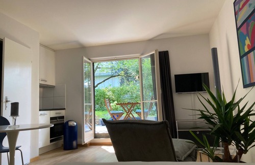 Muhlebach Apartment | Furnished garden studio in Zürich by the lake