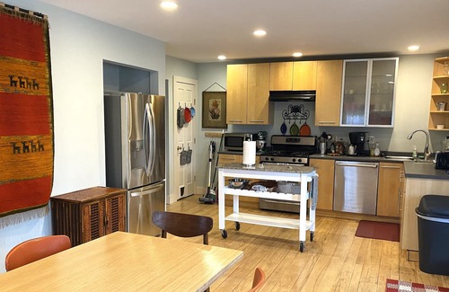 Florence House | Furnished Rental monthly/weekly rental with discount!