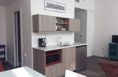 Altoona Apartment | Furnished Short-Term 1 BR Rental 8 mins to UPMC Altona Near Downtown Altoona