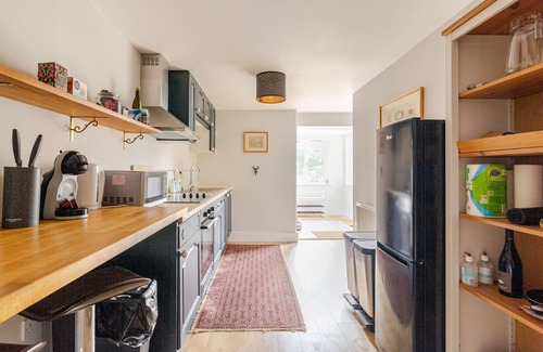 Cirencester House | Furzen Farmhouse
