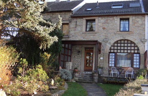 Obermaubach House | Gästehaus Burg Molbach