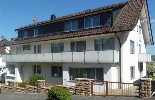 Bad Konig House | Gästehaus Fleck
