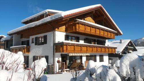 Obermaiselstein House | Gästehaus Schmid