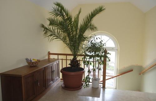 Buhlau/Weier Hirsch Apartment | Gästewohnung Elström