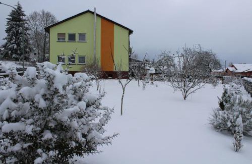 Freiensteinau House | Gästezimmer Vogelsberg