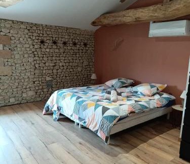 Saint-Aulais-la-Chapelle Apartment | Gîte avec piscine au cœur de la campagne