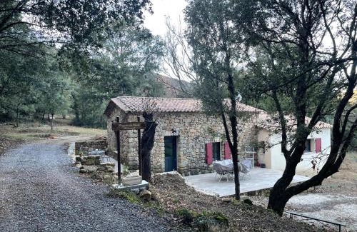 Soudorgues House | Gîte cévenol pleine nature tout confort