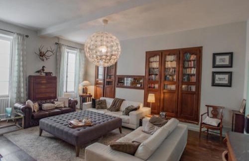Bonnes House | Gîte Côté Rivière