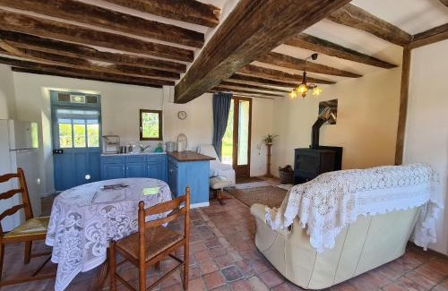 Lignac House | Gîte charmant en Berry avec terrasse, jardin, parking et chauffage inclus - FR-1-591-364