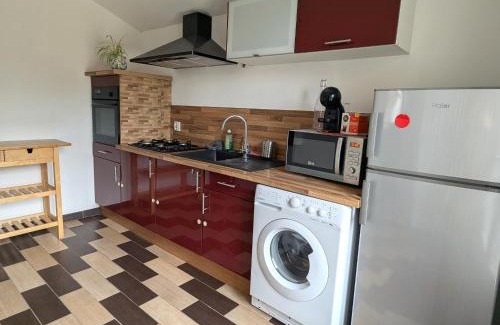 Chenevieres House | Gîte Chenevières - Village paisible avec parking privé - FR-1-584-384
