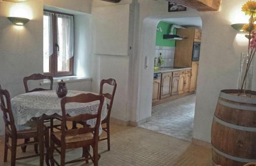Reherrey House | Gîte confortable avec terrasse et jardin, près de Baccarat, idéal pour nature et détente - FR-1-584-51