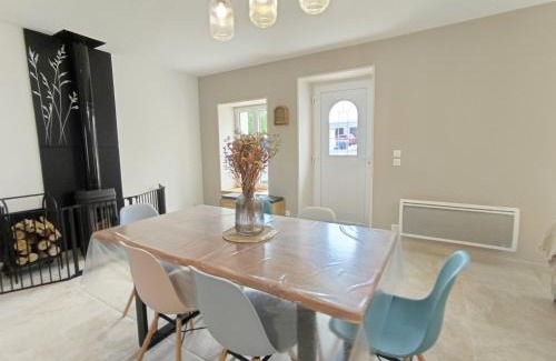 Faverolles House | Gîte Confortable pour 4 Pers. à Villentrois, Idéal Découverte du Berry - FR-1-591-755