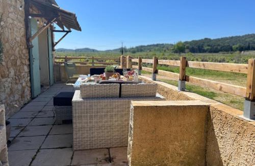 Pont-Saint-Esprit House | Gîte d'ysée au milieu des vignes