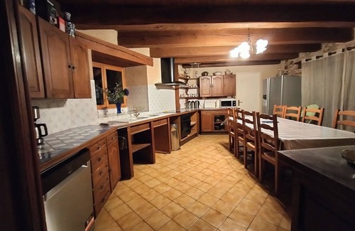 Veyrines-de-Vergt Cottage | Gîte de Charme, Salles de Jeu, de Billard, de Ping, de Sport, Piscine, 6chambres