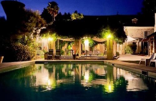 Savigny-en-Veron House | Gîte de charme avec piscine chauffée, clim et WiFi en Loire - FR-1-381-602