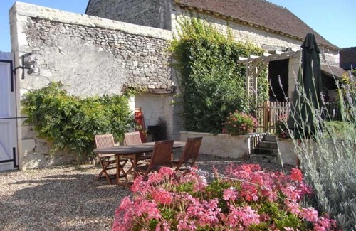Drache House | Gîte de charme avec piscine couverte entre Châteaux de la Loire et Futuroscope - FR-1-381-520