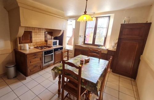 Pulney House | Gîte de charme dans ferme lorraine avec jardin clos, à proximité de sentiers et base de loisirs - FR-1-584-32