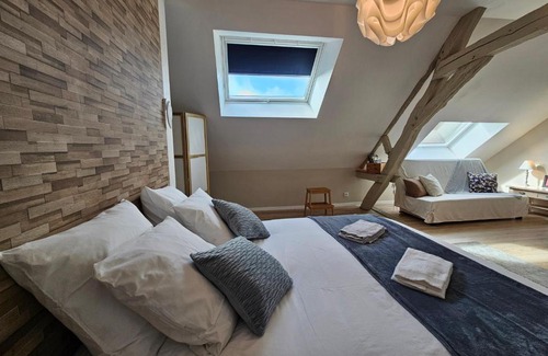 Pouille Apartment | Gîte de charme Le 14 La Bruyère. Chez Sophie.