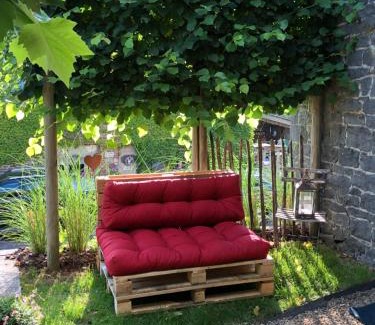 Ciney House | Gîte de Corbion une envie d'Ailleurs 6personnes et le Pt Bonheur 2 personnes