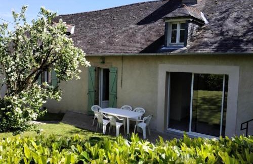 Albignac Apartment | Gîte de France Chez jeannette 3 épis - Gîte de France 6 personnes MAE-9344
