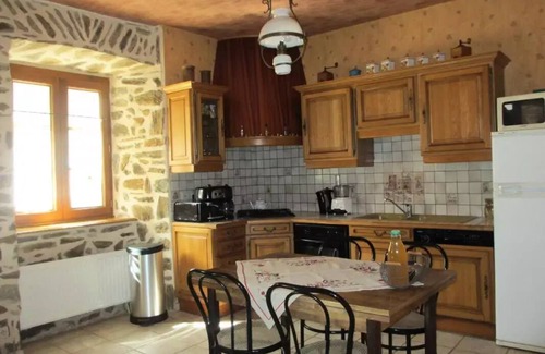 Beyssenac Villa | Gîte de France Gite de la genette 3 ears - Gîte de France 8 people