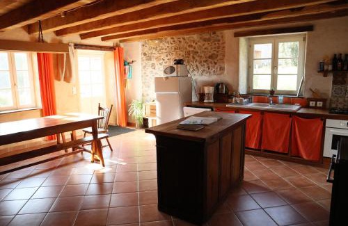 Secondigny House | Gîte de la Barlière
