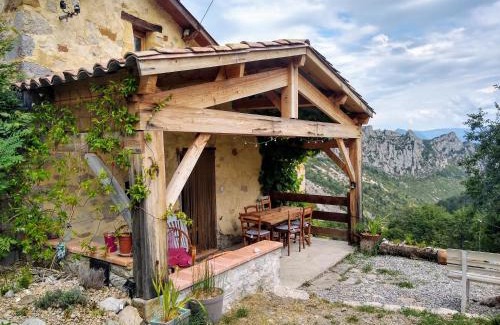 Sigottier House | Gîte de la Chabespa, belle vue, au calme