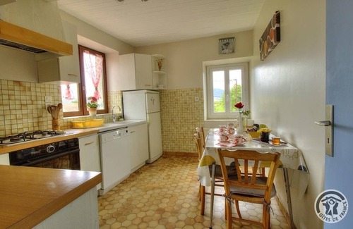 Bessenay House | Gîte de la Faneuse - BESSENAY