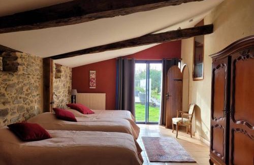 Beaulieu-sous-la-Roche House | Gîte de la BOËRE - piscine