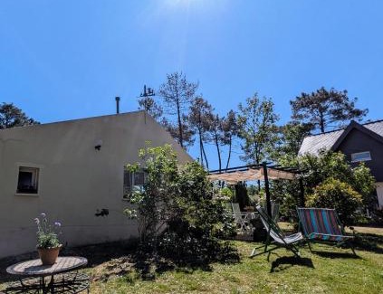 Cournon House | Gîte de la Grée St Jean
