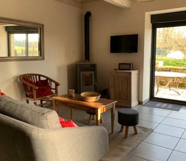 Montigny-sur-Armancon House | Gîte de la Pisserotte