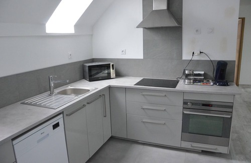 Josnes Apartment | Gîte de Style Industriel 75m² Pour Couchage de 4 Personnes Linge Fourni
