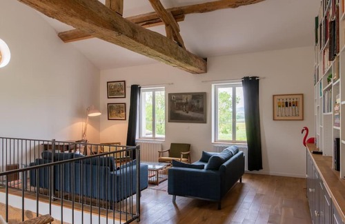 Belleville-en-Beaujolais House | Gîte des Pilliers
