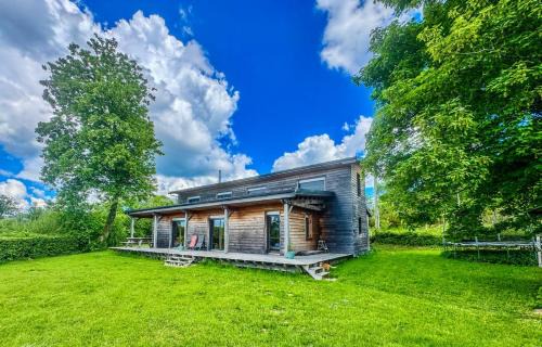 Saint-Brisson Ski Chalet | Gîte Domaine Taureau