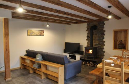 Chenelette House | Gîte du moulin