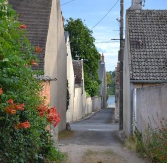 Chateauneuf-sur-Loire House | Gîte du Port