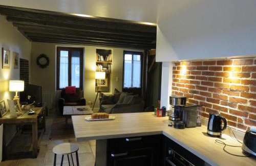 Saint-Martin-sur-Ocre House | Gîte entre Loire et Campagne