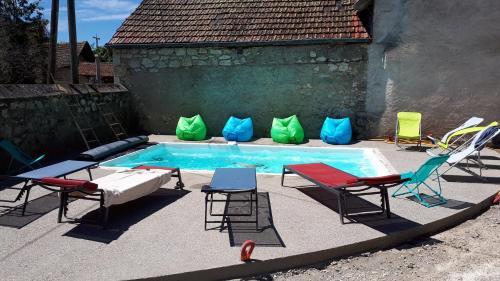 Lhuis House | Gîte entre Vignes et Montagne